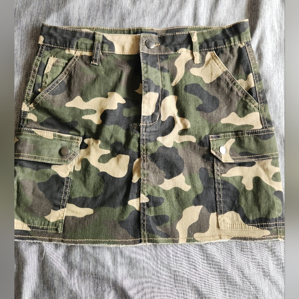 Iris Jeans Camouflage Skirt